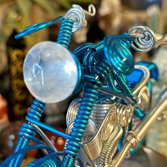 🔥SALE🔥 Hand Wrapped Wire Motorcycle With A Crystal Headlight! - Picture 10 of 10